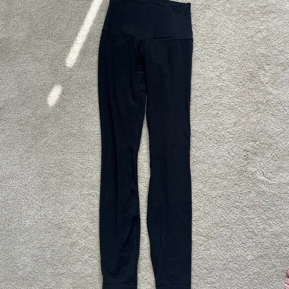 TNA BUTTER Cheeky Hi-Rise Legging - Picture 1 of 3